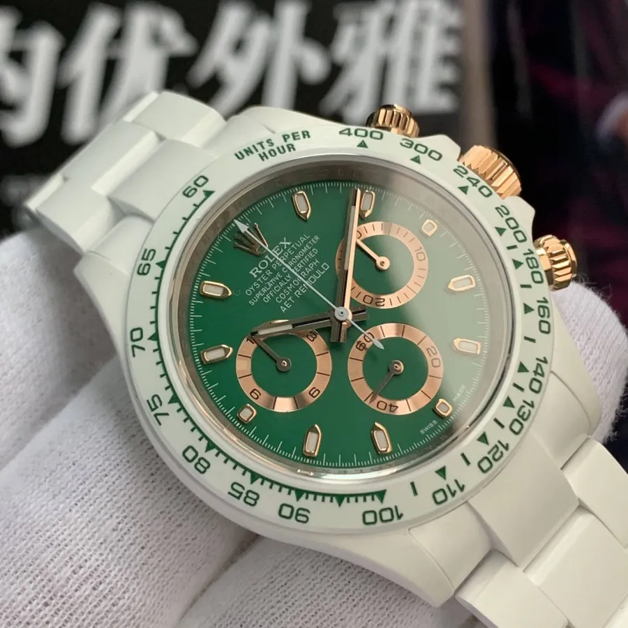AET factory Rolex men's Daytonachronographtop-tier 1:1high-quality watch green dialceramic model front live photo