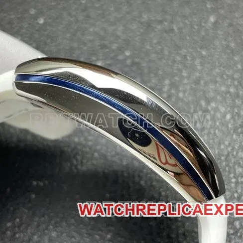 1:1replica watch V45 Franck Muller ABF factory white dial white leather braceletfront live photo