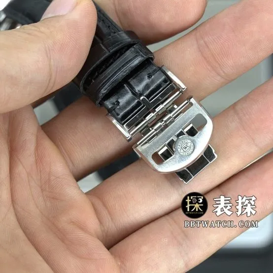 ZF FactoryIWC Portugal top-tier watch green dial silver needle leather strap model pictures and prices front live photo