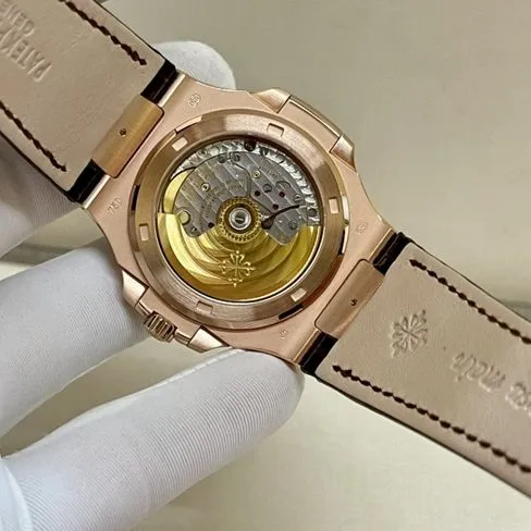 Patek Philippetop-tier watch men's white dial brown belt Nautilus series watch front view