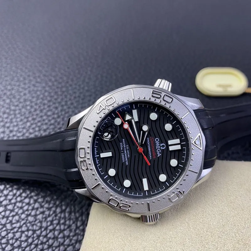 Omegareplica watch Seamaster yacht 300-meter series tribute to the blue diving watch front view
