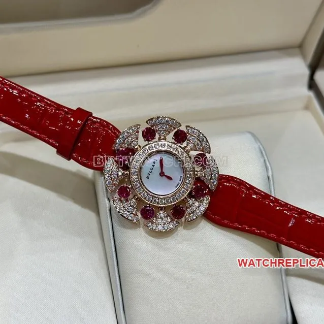 Bvlgari top white mother-of-pearl dial red model 103754 front real photo