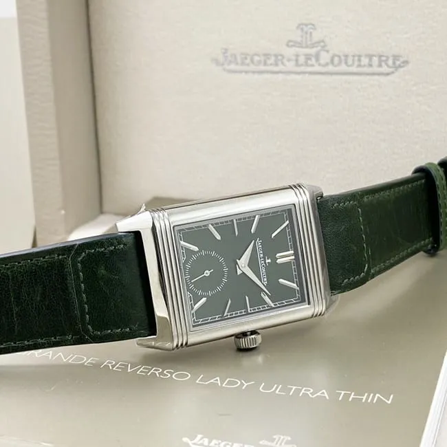 Jaeger-LeCoultretop-tier watch men's green dialgreen dial flip series manual winding leather strap watch front view