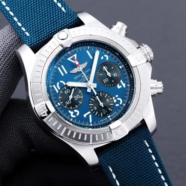Big factory high-quality brand new Breitling Avenger B01chronograph watch original open mold men's watch front view