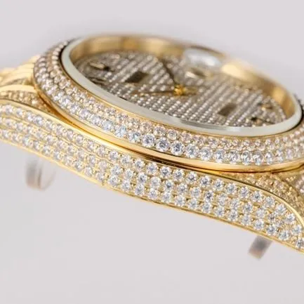 TW factory top-tier replicaRolex men's white dial gold band Datejust series 18k automatic movement watch front view