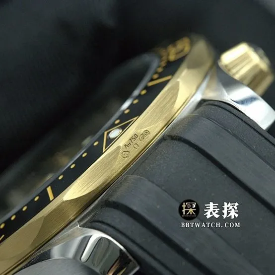 VS FactorySeamasterOmega1:1replica watch lumeblack dial corrugated pattern ⁠rubber model 210.22.42.20.01.001side live photo