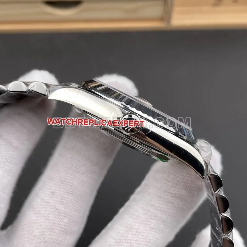 Rolex collectible watch RC factory Day-Date40mmwhite dial3255steel bracelet model side live photo