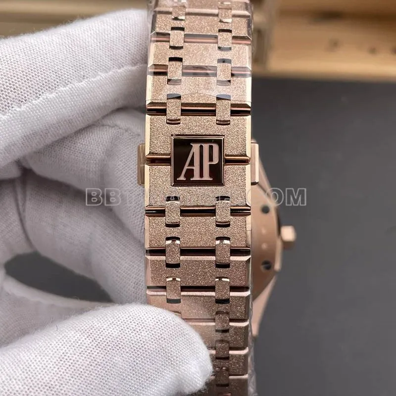 Audemars Piguet watch THB factory Royal Oak rainbow diamond bezel frost gold rose goldsteel bracelet model 15412front live photo
