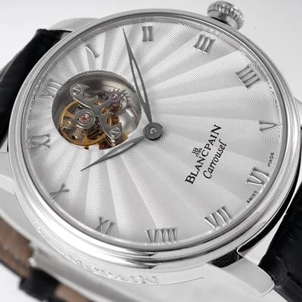 JBF FactoryBlancpaintop-tier watch men's white dial black belt classic full series tourbillon mechanical watch V3 version domineering return front view