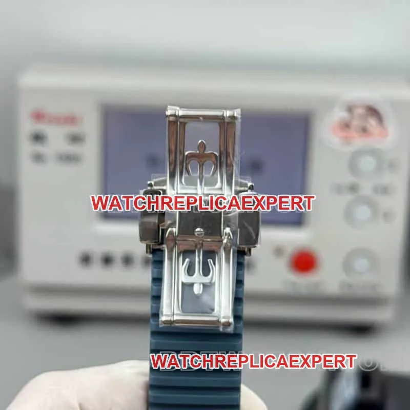 PP factory Patek PhilippeAQUANAUTsuper gray blue dial grenade dual time zone 5164front live photo