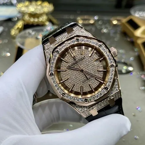 Audemars Piguettop-tier watch fully automatic movement men's gold plate black belt Royal Oak series watch detail shots
