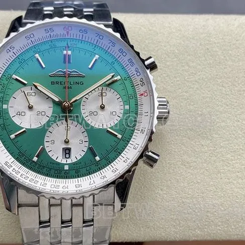 1:1replica watch BreitlingBLS factory aviation chronographgreen dialsteel bracelet front live photo