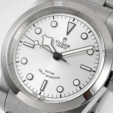 top-tier watch Tudor men's white dialsteel bracelet Biwan M79540 series 41 mechanical watch front view