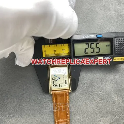 top-tier watch tank DR factory Cartier silver white dialquartz brown leather braceletfront live photo