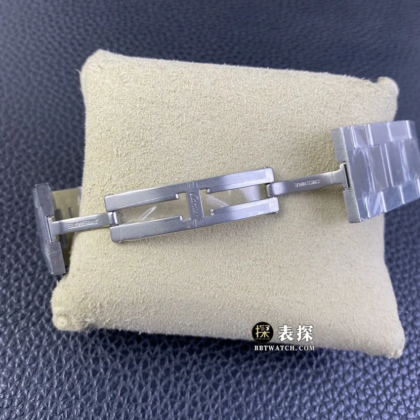 Cartier tank W5200028top-tier 1:1super watch men's silver white dialsteel bracelet picture and price front live photo