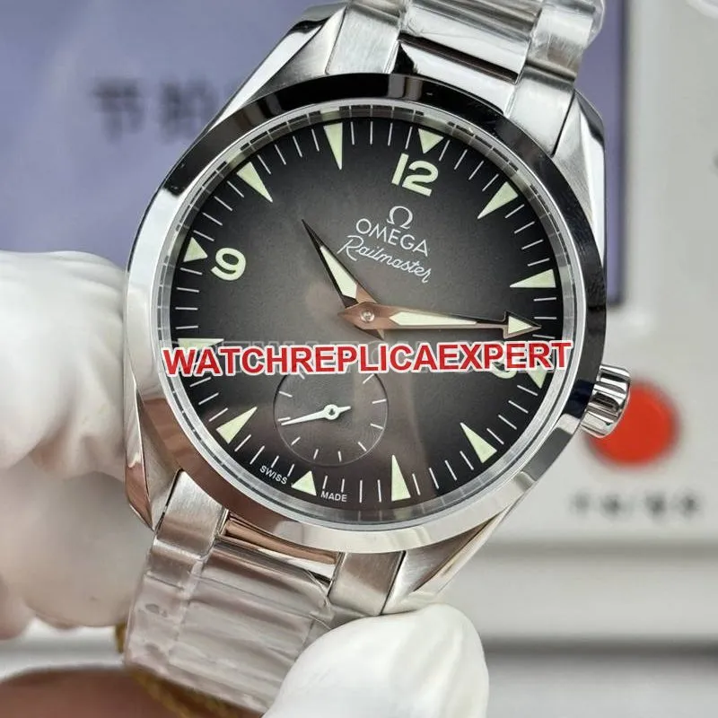 Omega watch Seamaster gray plate 38mm small seconds steel bracelet model front live photo