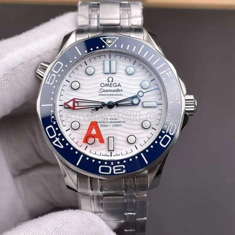 VSOmegaSeamaster1:1super clonewhite dial300m210.30.42front live photo