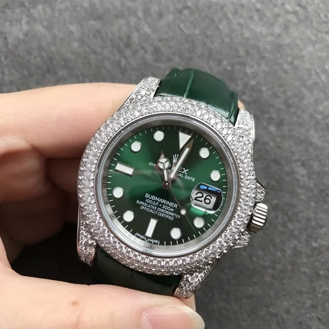top-tier watch Rolex men's green dial green strap fully automatic movement Submariner series leather strap watch side view