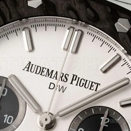 1:1replica watch Diw factory Royal OakAudemars Piguetwhite dialchronograph mechanical front live photo