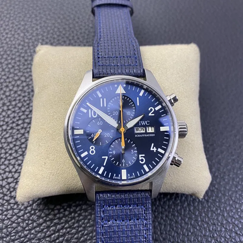 IWCIWC high-quality watch pilot series IW377729 watch Captain Blue Special Edition men's mechanical watch front view