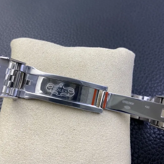 New top Rolex GMT-Master II red and blue "Coke" bezel automatic mechanical steel band men's watch, Jubilee bracelet, front view