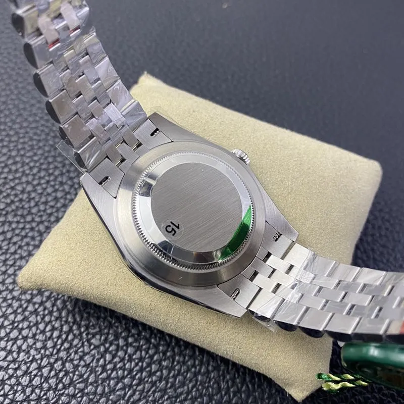 Rolextop-tiersuper watch aperture log series men's mechanical watch front view