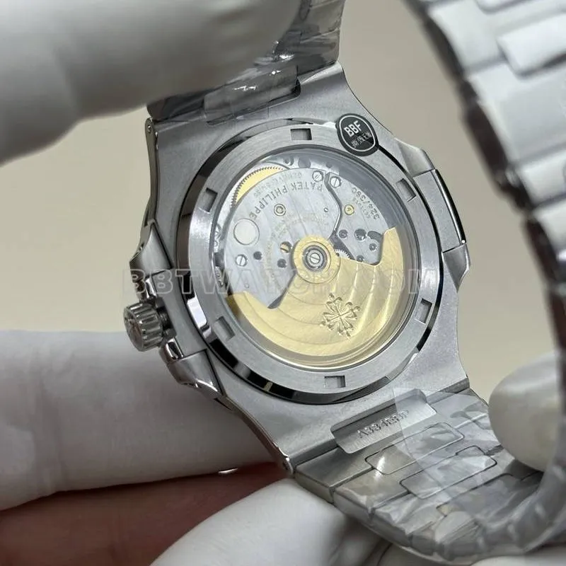 Patek Philippe collectible watch BBF factory Nautiluswhite dial324movementsteel bracelet model front live photo