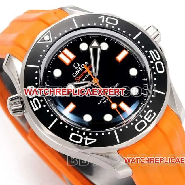Omega collectible watch OR factory Seamaster 300m black dial mechanical orange rubber model front live photo