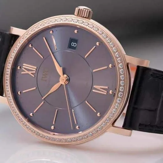 IWC women's watch Portofino extremely elegant top-tierladies' watch front view