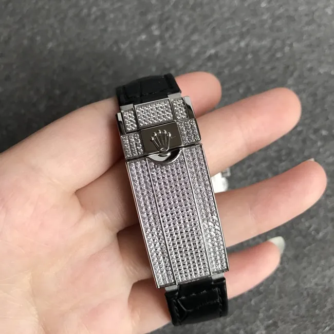 top-tier watch Rolex men's black dial black belt Submariner series fully automatic movementleather strap watch front view