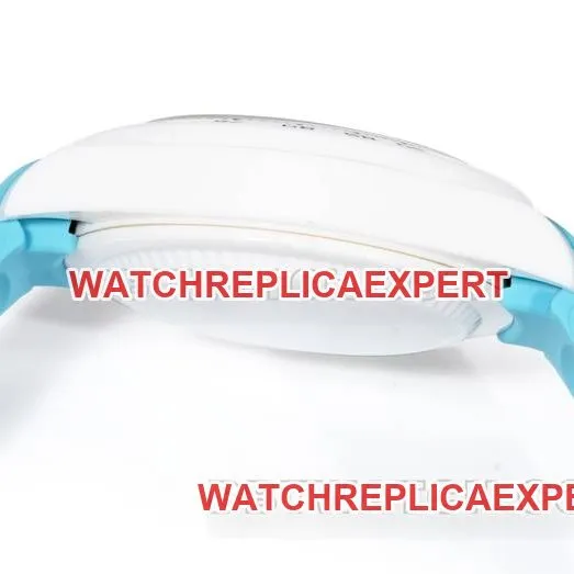 watch RolexTW factory Daytona white case blue rubber braceletfront live photo