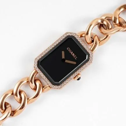 top-tier replicaChanel women's black dialrose gold with Premiere series steel braceletquartz watch front view