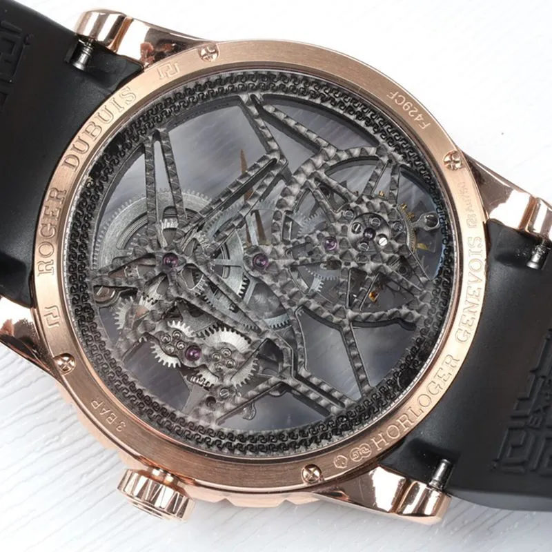 Roger Dubuis top-tiersuper watch EXCALIBUR king series men's tourbillon watch front view