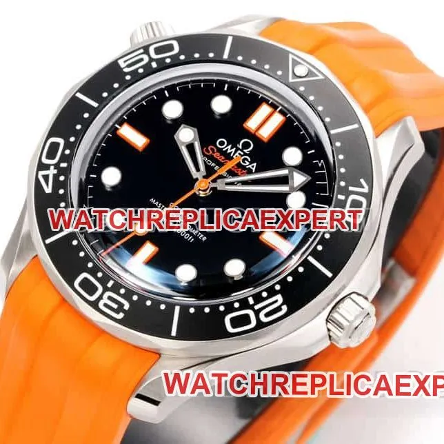 Omega collectible watch OR factory Seamaster 300m black dial mechanical orange rubber model front live photo
