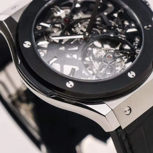Hublotreplica watch (Hublot) classic fusion CLASSIC FUSION series tourbillon watch front view
