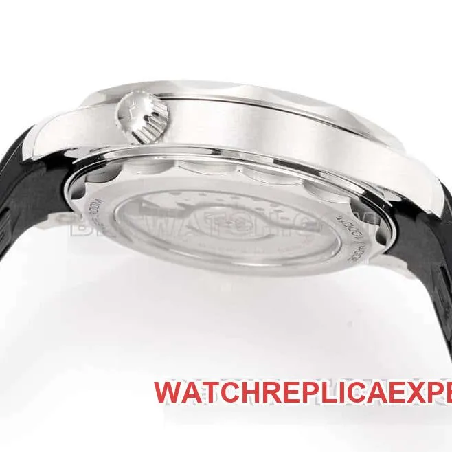 Omegatop-tier watch OR factory Seamaster 300m black dial mechanical black rubber model front live photo