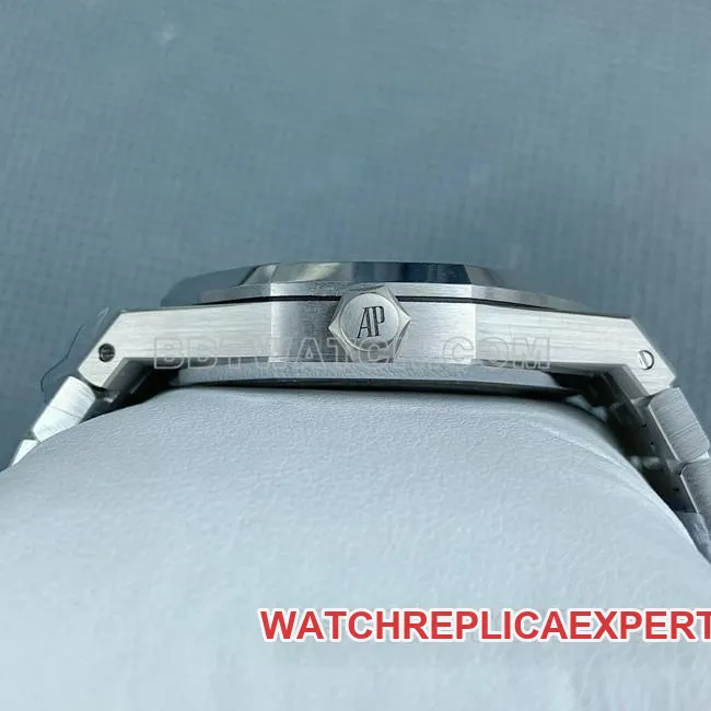 1:1replica watch Royal OakAPS factory Audemars Piguetblue dial frost gold 15410front live photo