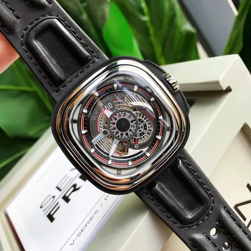 sevenday display fivesevenFRIDAY P3C/01 watch watch front view