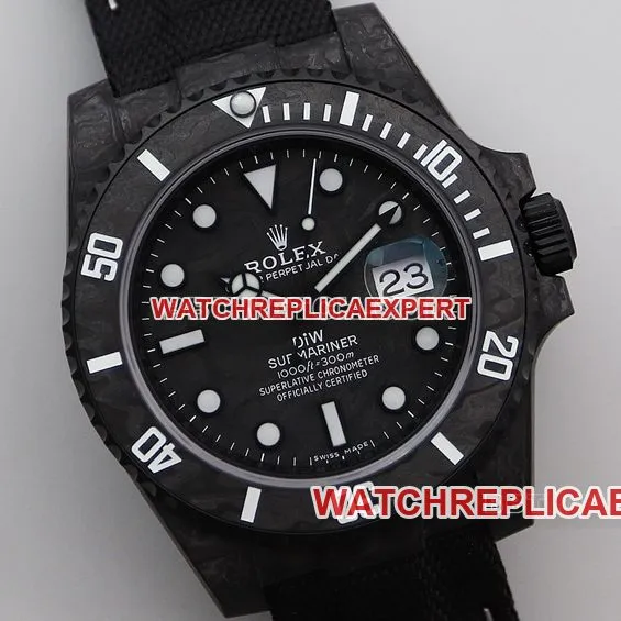VS FactoryRolexSubmariner1:1super cloneblack dial carbon fiber white ring leather strap front live photo