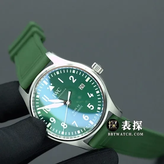 M+Portuguese IWC1:1replica watch lumegreen dial rubber model IW328205 overall live photos