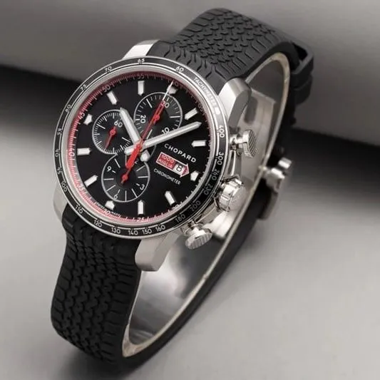 watch ChopardV7 factory boutique racing series black dial men's mechanical watch front view