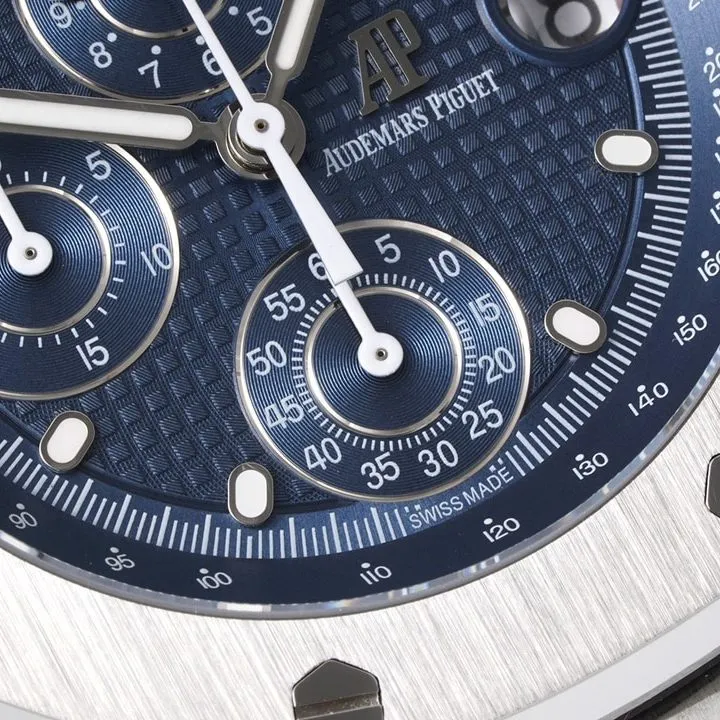 APF factory Audemars Piguet men's Royal Oak offshore type top-tier watch blue dialsteel bracelet model 26238ST.OO.2000ST.01front live photo