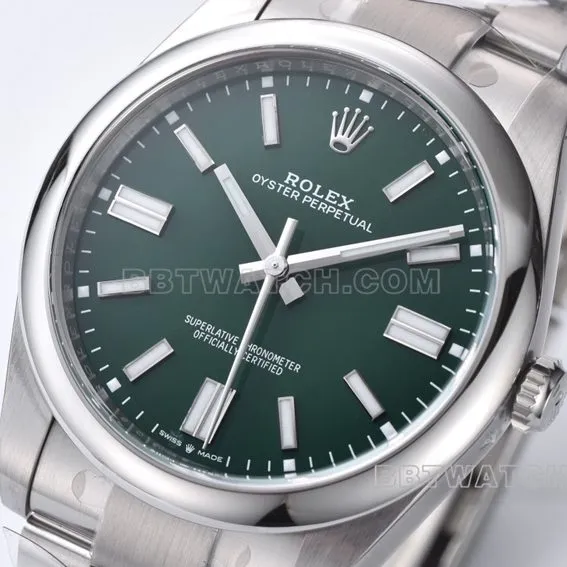 Factory C Rolex Oyster Perpetual 1:1super clone41mmgreen dialm124300-0005front live photo