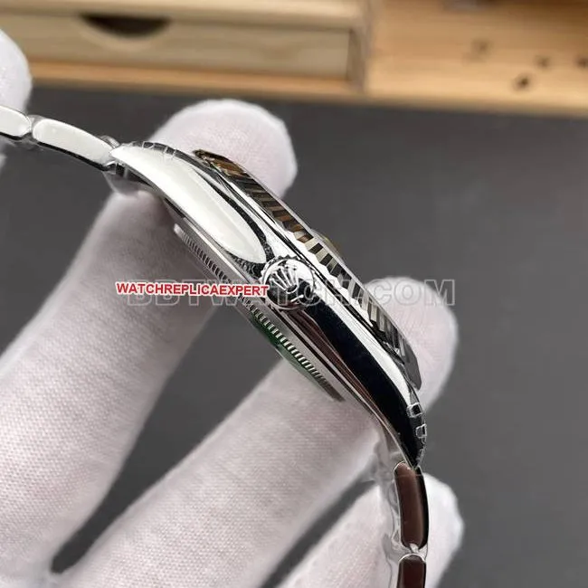 collectible watch VS Factory log Rolexblue dial3235 mechanical 41mmside live photo
