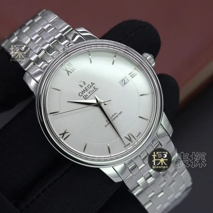 ky Diefei Omega1:1replica watch white dialsteel bracelet front view