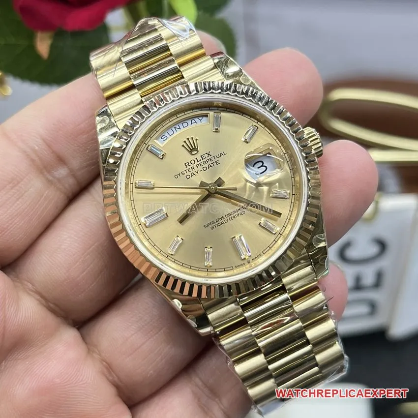 GM FactoryRolexDay-Date type top-tier 1:1super champagne tray m228238-0005front live photo