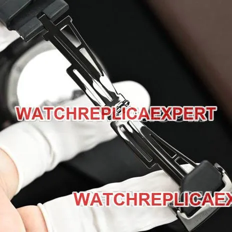 collectible watch Royal OakDiW factory Audemars Piguet carbon fiber orange needle 15500front live photo
