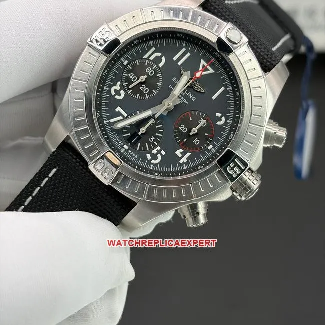 top-tier watch BLS factory Avenger Breitling gray plate chronograph caseback live photo