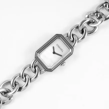 top-tier replicaChanel women's white dialsteel braceletquartz watch detail shots