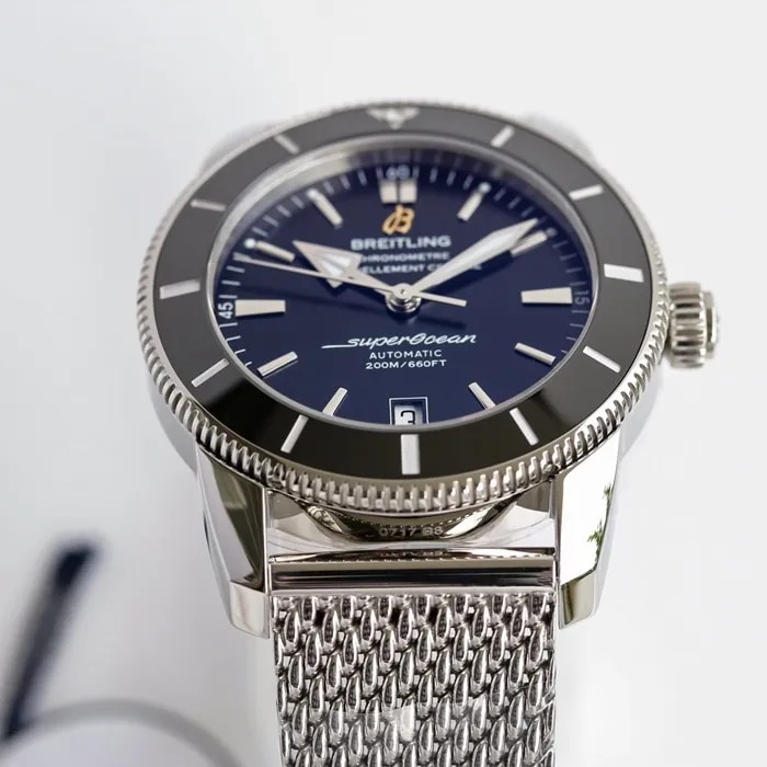 top-tier watch Breitling men's black dial super ocean culture series mechanical watch front view